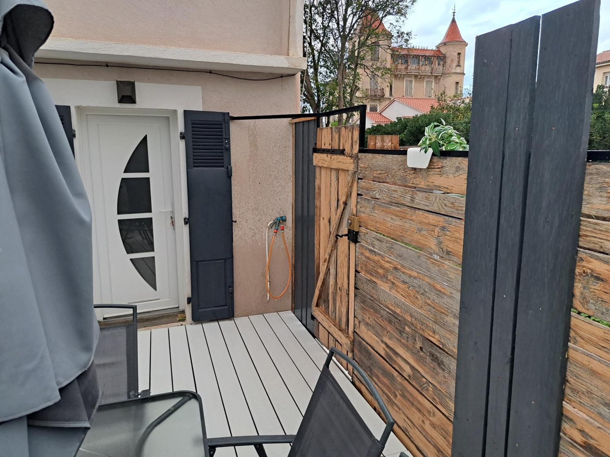 Seduisant Studio Avec Cour Privative La Crau Exterior foto